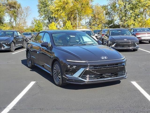 2025 Hyundai Sonata Hybrid Limited