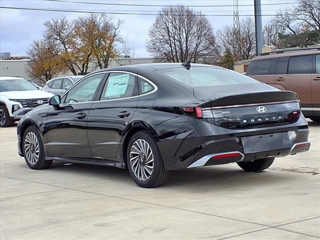 2025 Hyundai Sonata Hybrid Limited