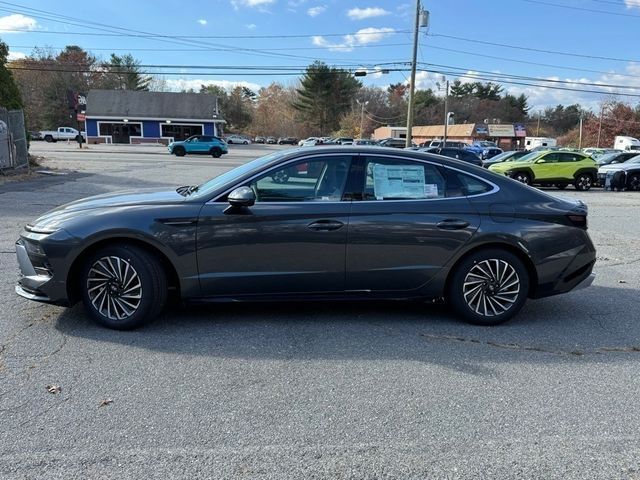 2025 Hyundai Sonata Hybrid Limited