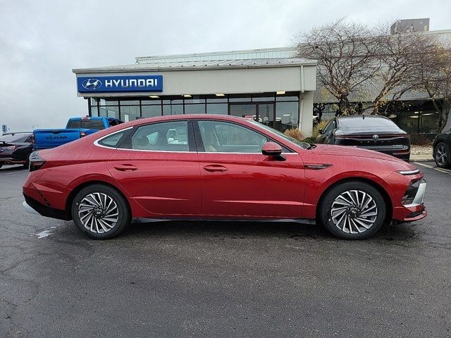 2025 Hyundai Sonata Hybrid Limited