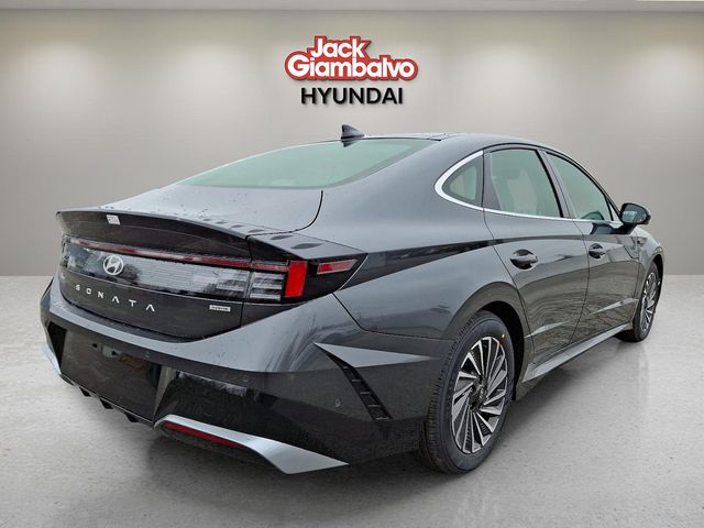 2025 Hyundai Sonata Hybrid Limited