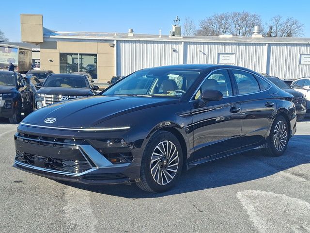 2025 Hyundai Sonata Hybrid Limited