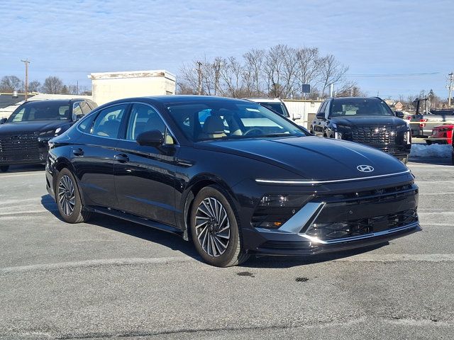 2025 Hyundai Sonata Hybrid Limited