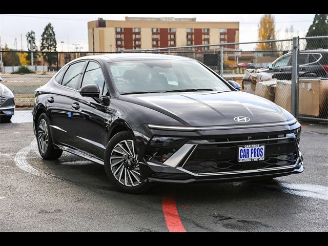 2025 Hyundai Sonata Hybrid Limited