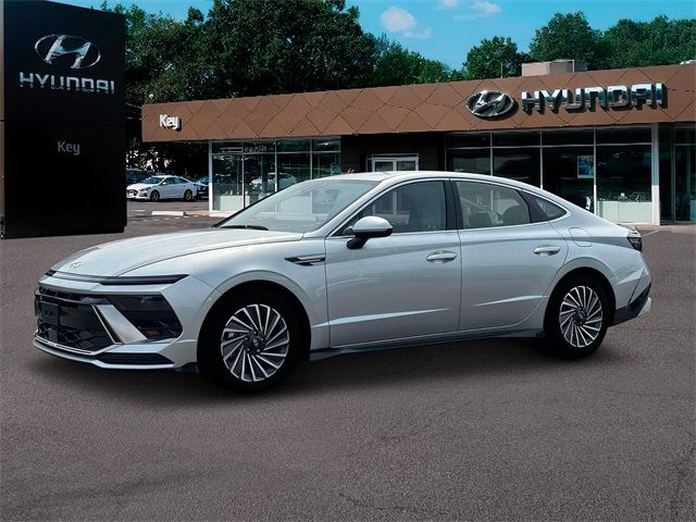 2025 Hyundai Sonata Hybrid Limited