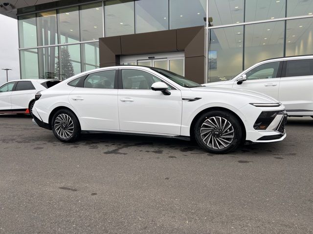 2025 Hyundai Sonata Hybrid Limited