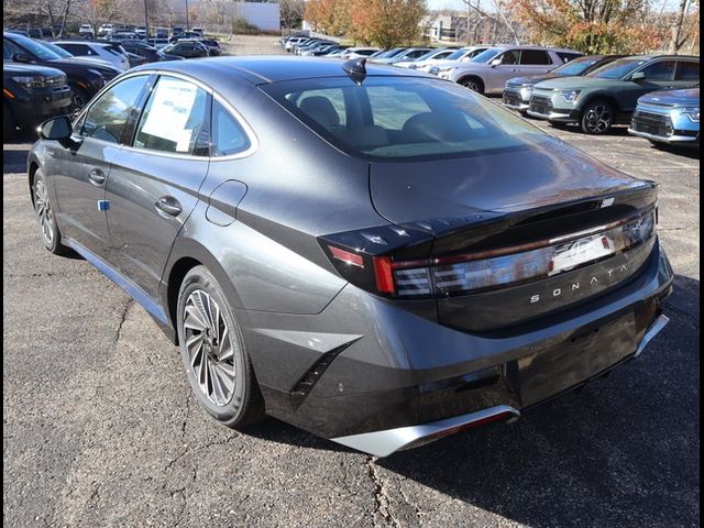 2025 Hyundai Sonata Hybrid Limited