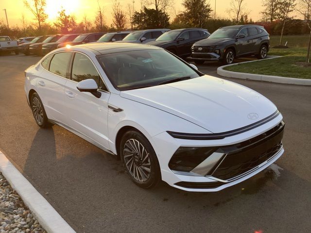 2025 Hyundai Sonata Hybrid Limited