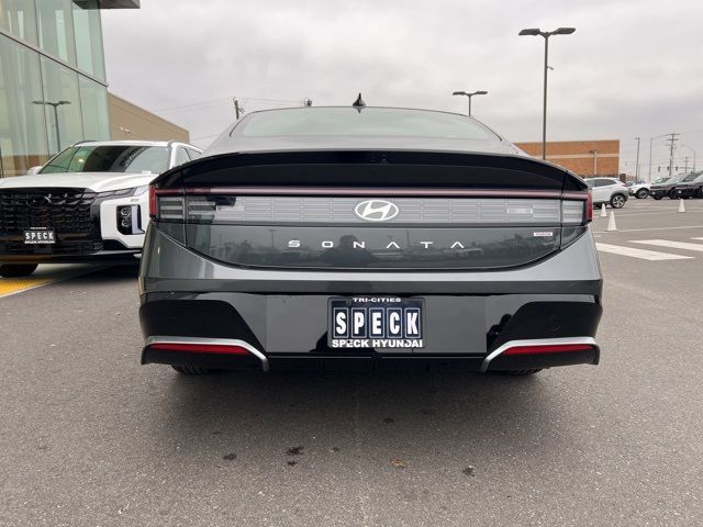 2025 Hyundai Sonata Hybrid SEL
