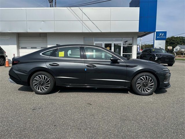 2025 Hyundai Sonata Hybrid SEL