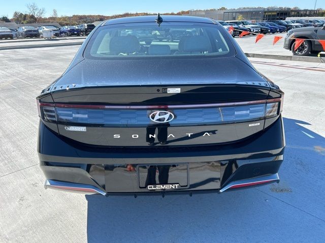 2025 Hyundai Sonata Hybrid SEL