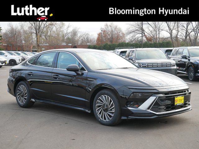 2025 Hyundai Sonata Hybrid SEL