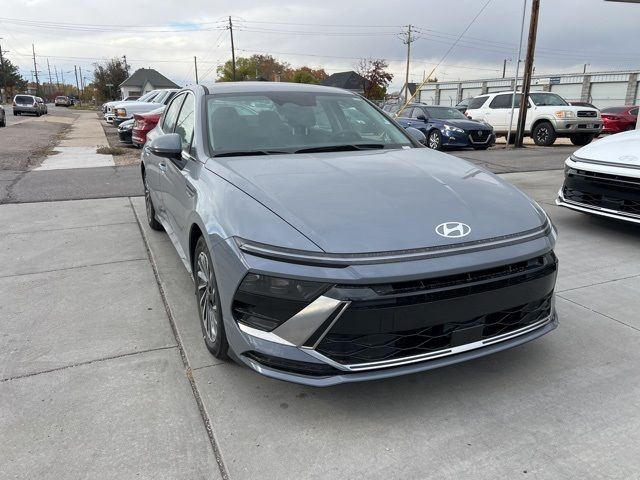 2025 Hyundai Sonata Hybrid SEL