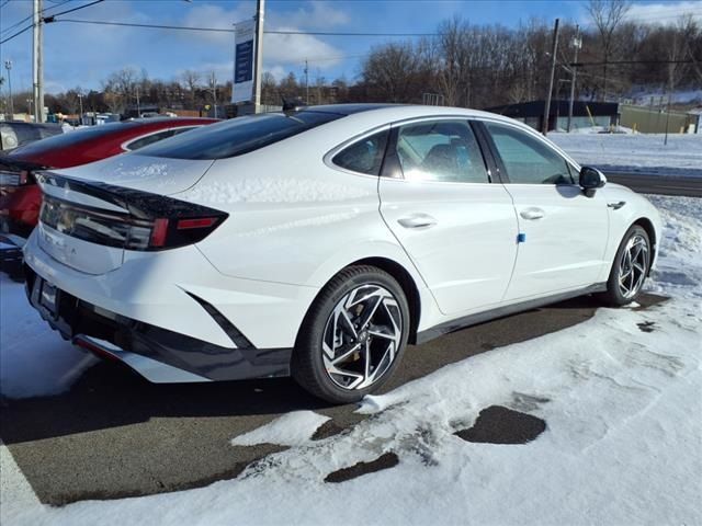 2025 Hyundai Sonata Hybrid SEL