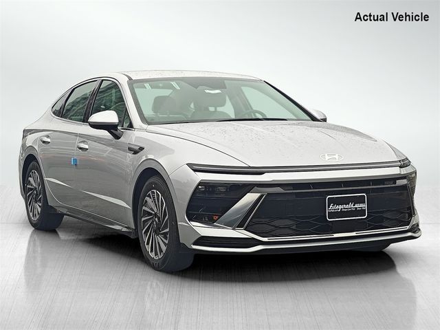 2025 Hyundai Sonata Hybrid SEL