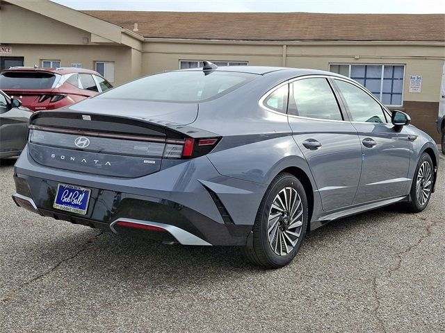 2025 Hyundai Sonata Hybrid SEL