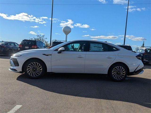 2025 Hyundai Sonata Hybrid SEL