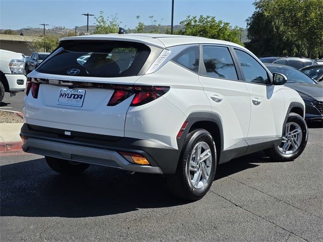 2025 Hyundai Tucson SE