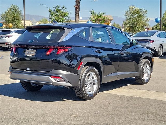 2025 Hyundai Tucson SE