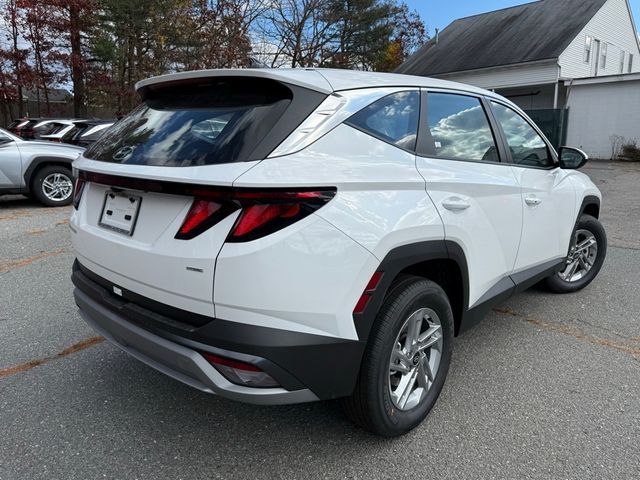 2025 Hyundai Tucson SE