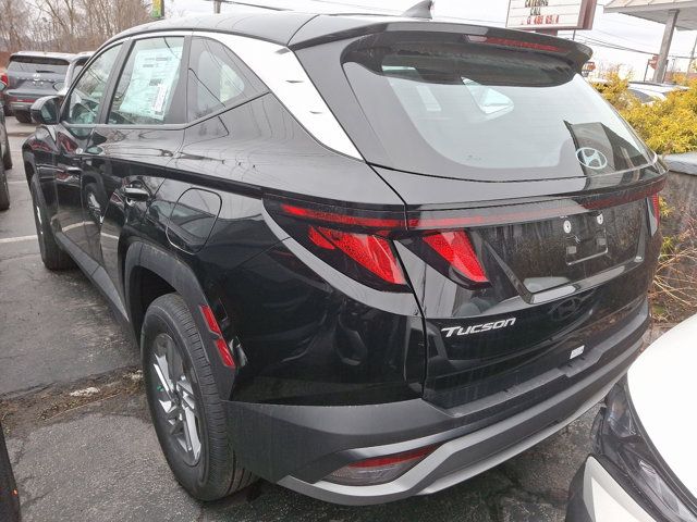 2025 Hyundai Tucson SE