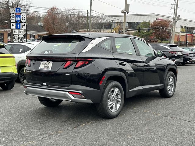 2025 Hyundai Tucson SE