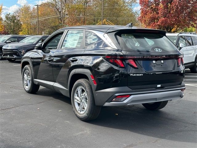 2025 Hyundai Tucson SE