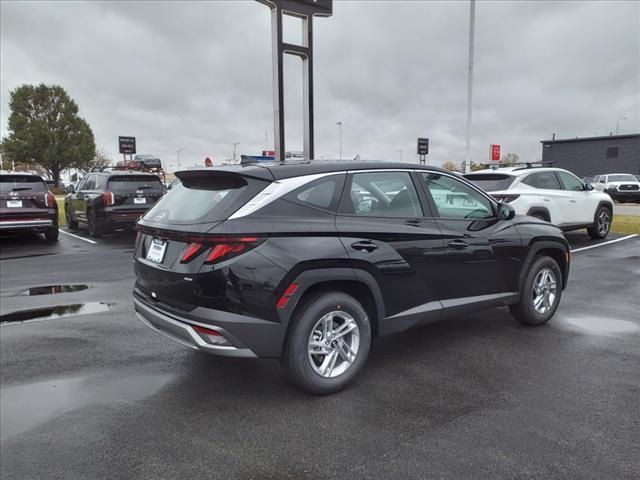 2025 Hyundai Tucson SE