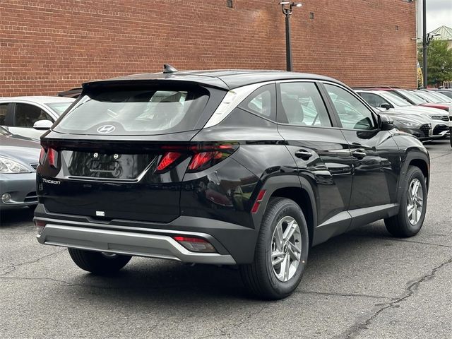 2025 Hyundai Tucson SE