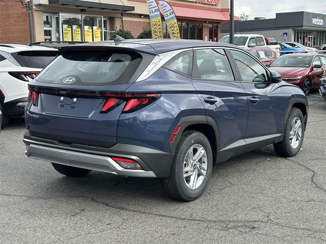 2025 Hyundai Tucson SE