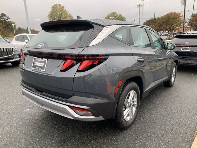 2025 Hyundai Tucson SE