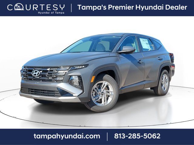 2025 Hyundai Tucson SE