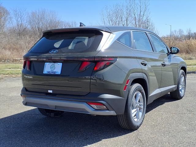 2025 Hyundai Tucson SE