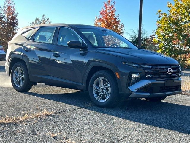 2025 Hyundai Tucson SE