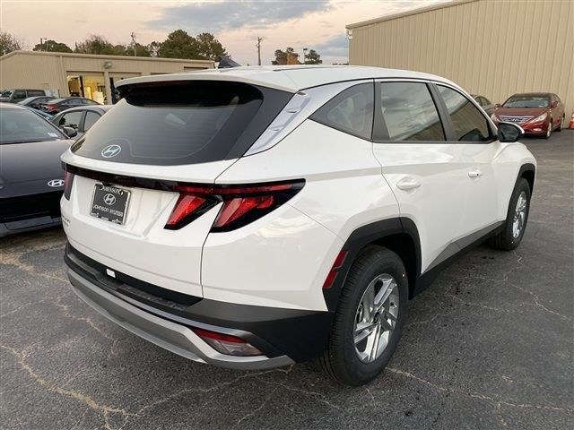 2025 Hyundai Tucson SE