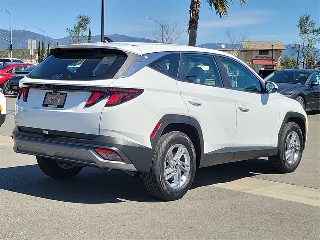 2025 Hyundai Tucson SE