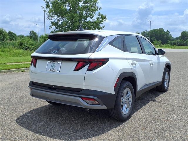2025 Hyundai Tucson SE