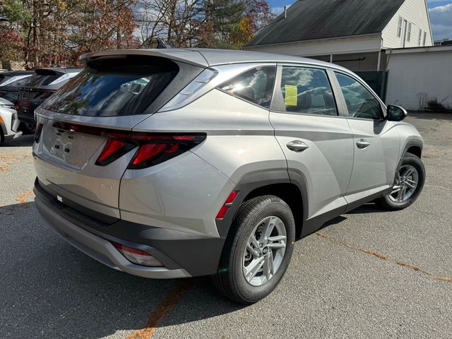 2025 Hyundai Tucson SE