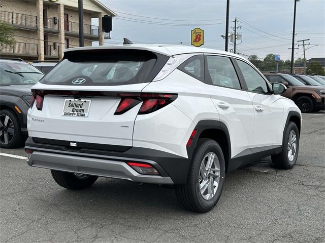 2025 Hyundai Tucson SE