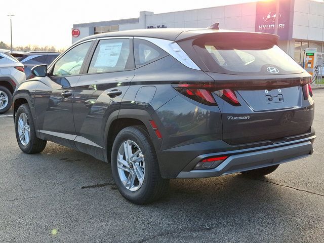 2025 Hyundai Tucson SE