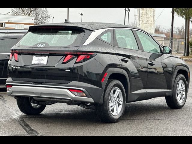 2025 Hyundai Tucson SE