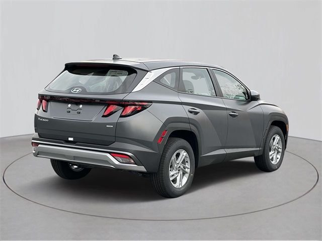 2025 Hyundai Tucson SE