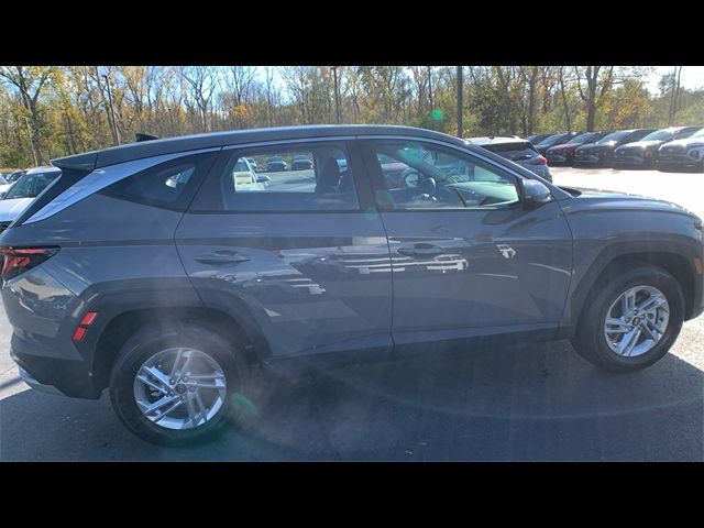 2025 Hyundai Tucson SE