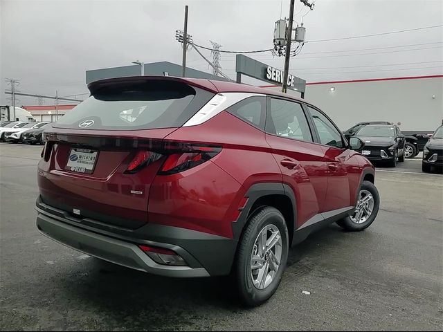 2025 Hyundai Tucson SE