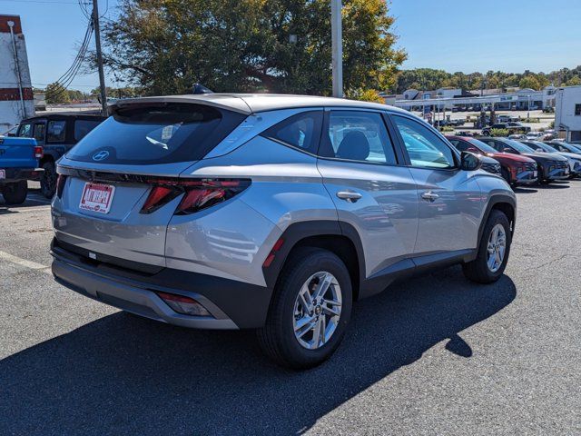 2025 Hyundai Tucson SE