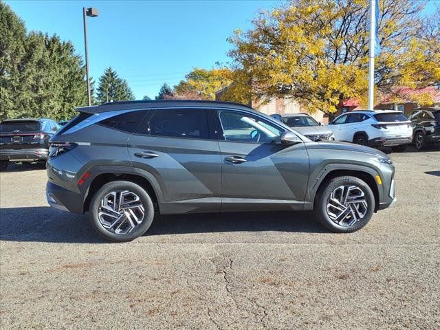 2025 Hyundai Tucson Hybrid Limited