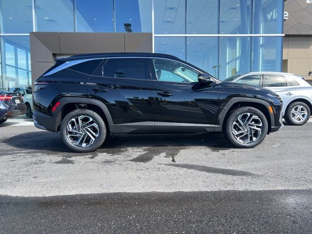 Vehicle image 4 of 23