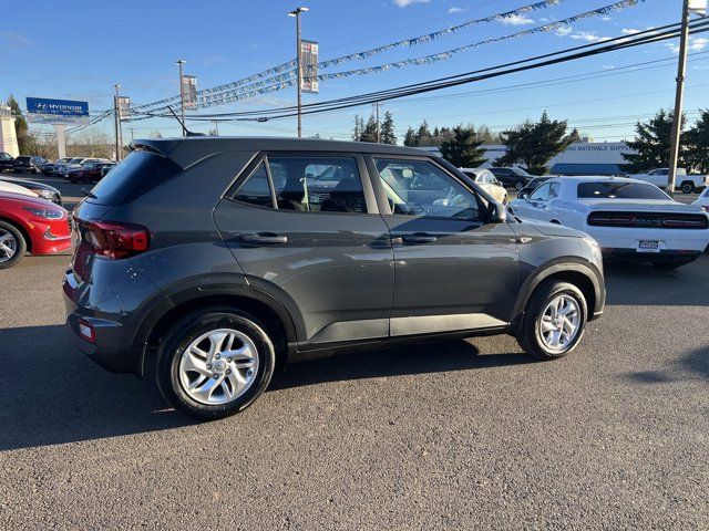 2025 Hyundai Venue SE