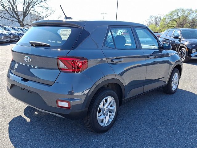 2025 Hyundai Venue SE