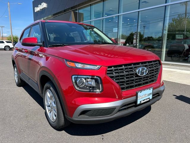 2025 Hyundai Venue SE